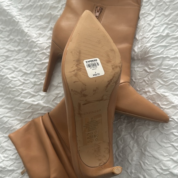 Leather Boots - Picture 2 of 3